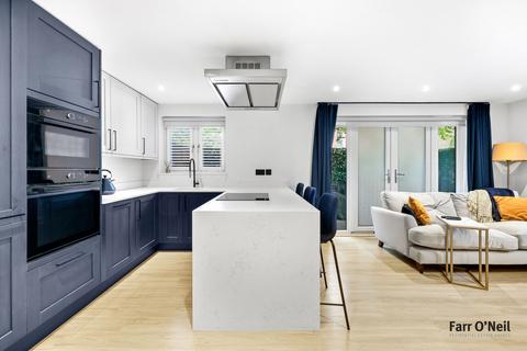 1 bedroom apartment for sale, Epping New Road, Buckhurst Hill, IG9
