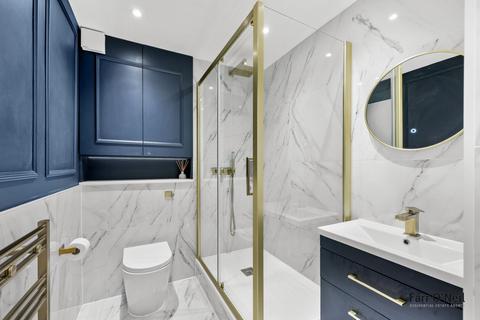 1 bedroom apartment for sale, Epping New Road, Buckhurst Hill, IG9