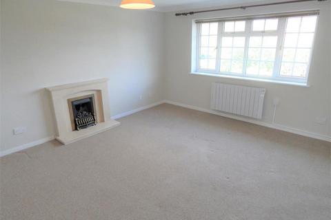 2 bedroom maisonette to rent, Perryfields Close, Redditch