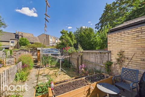 3 bedroom terraced house for sale, Springfield Road, Cambridge