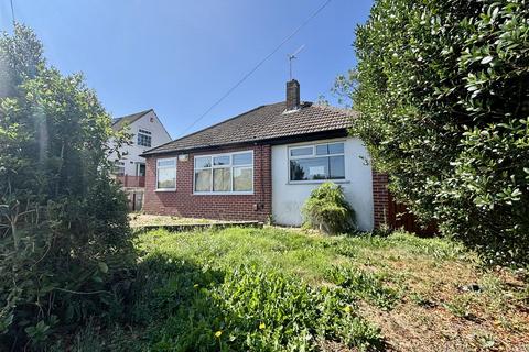 2 bedroom detached bungalow for sale, Welbeck Drive, Bradford BD7