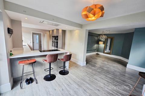 4 bedroom semi-detached house to rent, Charters Road, Ascot, Berkshire, SL5
