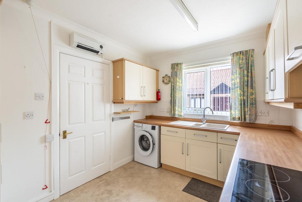 House in York, Knapton, Acomb - View 6