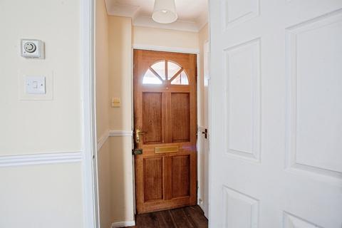 2 bedroom end of terrace house for sale, Grasby Court, Bramley, Rotherham