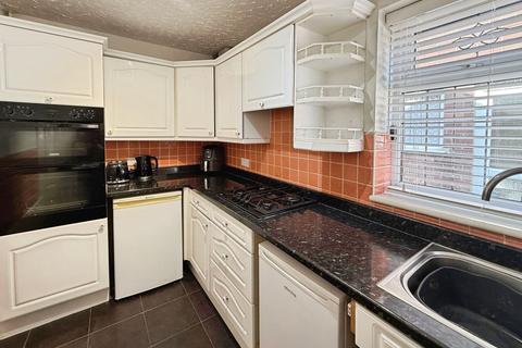 2 bedroom semi-detached bungalow for sale, Monks Haven, Stanford-Le-Hope, SS17