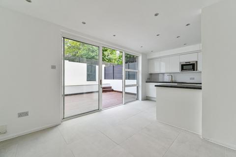 Elliot Square, Primrose Hill, London, NW3