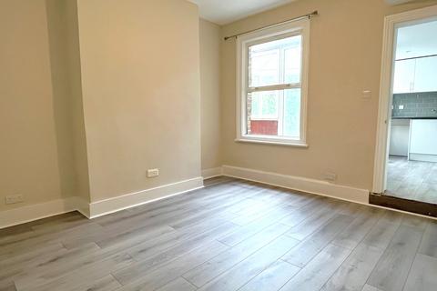 2 bedroom end of terrace house to rent, High Street, Eynsford, DA4 0AU