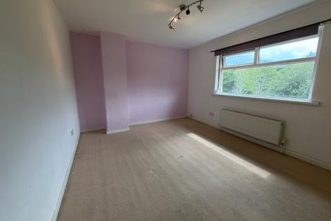 2 bedroom terraced house to rent, Bowland Avenue, Baildon, Shipley, West Yorkshire, UK, BD17