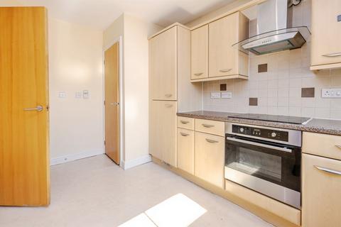 2 bedroom flat for sale, Riverside Drive, Lincoln