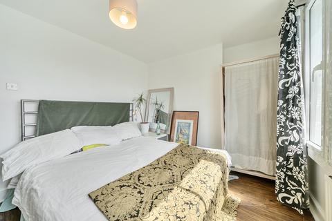 3 bedroom apartment for sale, Coldharbour Lane, London