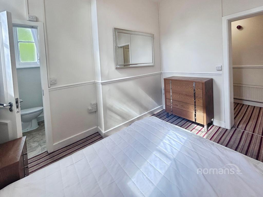 En suite bedroom, en suite