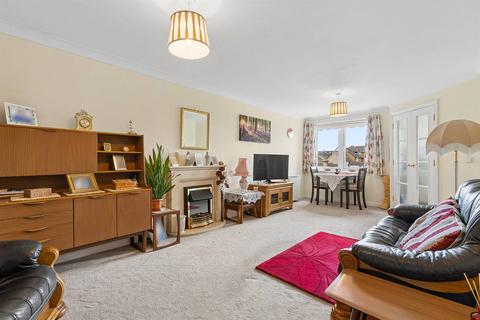 2 bedroom retirement property for sale, Richmond Street, Herne Bay