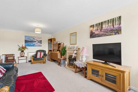 2 bedroom retirement property for sale, Richmond Street, Herne Bay