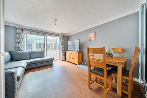 2 bedroom terraced house for sale, Byron Drive, Erith