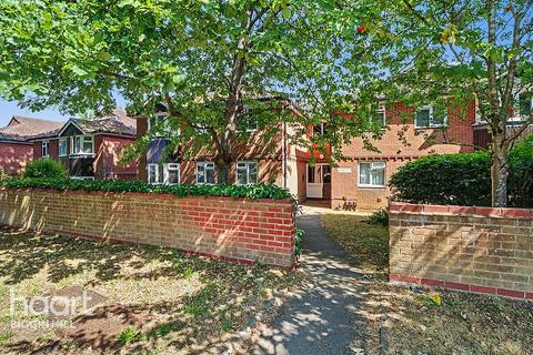 Main Road, Biggin Hill