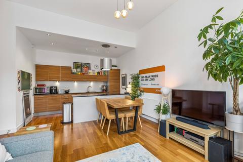 1 bedroom apartment for sale, Ingram Street, Merchant City, Glasgow