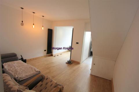 3 bedroom terraced house to rent, Plaistow E13