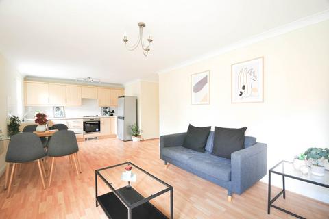 2 bedroom apartment to rent, 2 Bedroom Apartment – Hadfield Close, Rusholme, Manchester
