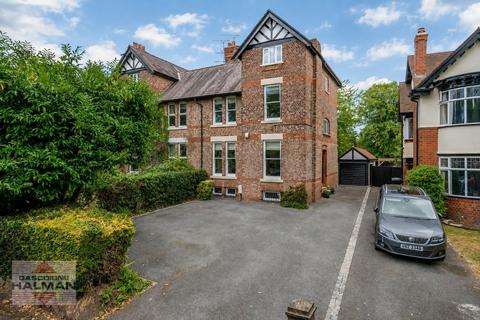 4 bedroom semi-detached house for sale, Harboro Road, Sale, M33