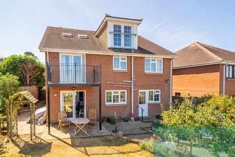 6 bedroom detached house for sale, Staplers Road, Newport, Isle Of Wight