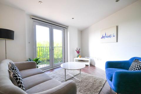 2 bedroom apartment to rent, 4th Floor – 2 Bedroom, 2 Bath- Alto, Sillavan Way, Salford