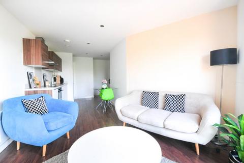 2 bedroom apartment to rent, 4th Floor – 2 Bedroom, 2 Bath- Alto, Sillavan Way, Salford