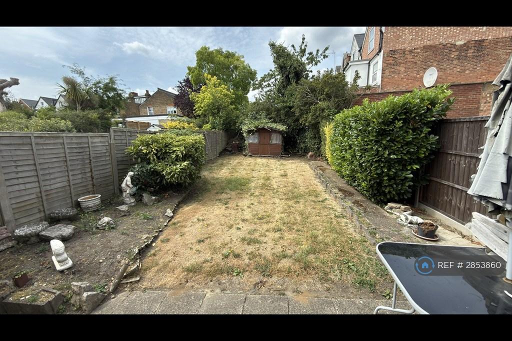 Apartment in London - View 5