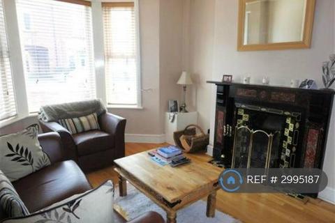 2 bedroom terraced house to rent, St Catherines Grove, Lincoln, LN5