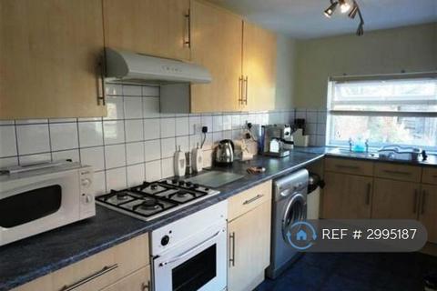 2 bedroom terraced house to rent, St Catherines Grove, Lincoln, LN5