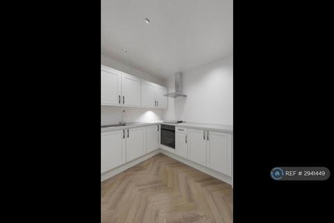 undefined, Queen St, Chester, CH1