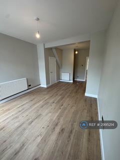 2 bedroom terraced house to rent, Farringdon St, Hull, HU5