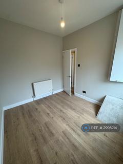 2 bedroom terraced house to rent, Farringdon St, Hull, HU5