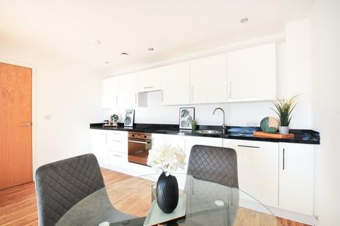 2 bedroom apartment to rent, 2 Bedroom Apartment – X1 The Exchange, Salford Quays