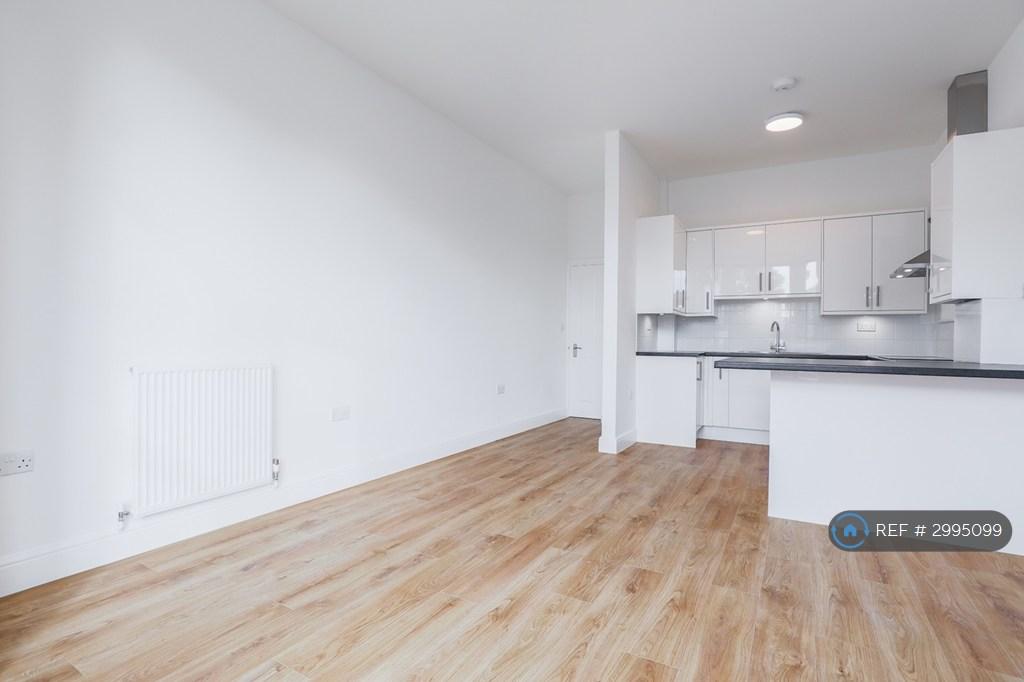 Apartment in London - View 3