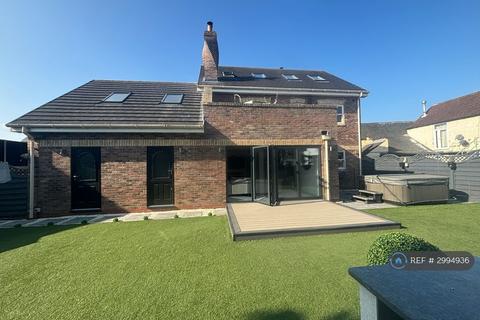 4 bedroom detached house to rent, Hull Road, Hull, HU11