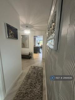4 bedroom detached house to rent, Hull Road, Hull, HU11