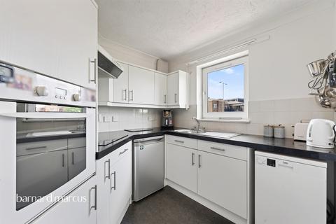 1 bedroom apartment for sale, The Grove, Epsom