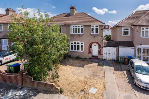 3 bedroom semi-detached house for sale, Stapleton Road, Bexleyheath, DA7