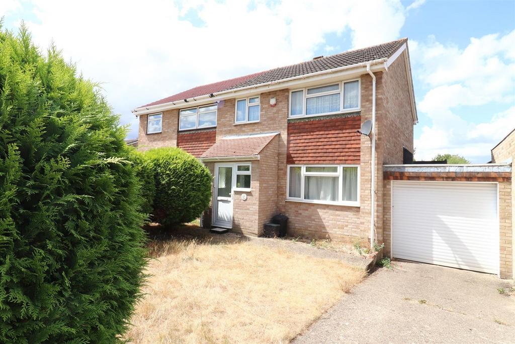 Detached house exterior, garage