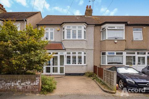 Wainfleet Avenue, Romford, RM5