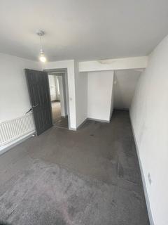 2 bedroom flat to rent, Burnham Lane SL1