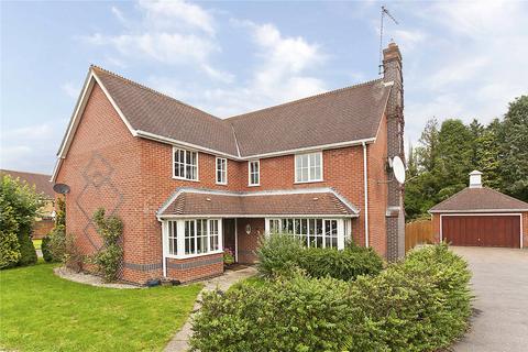 5 bedroom detached house to rent, St. Andrews Gardens, Cobham, Surrey, KT11