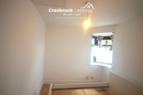 2 bedroom end of terrace house to rent, Cranbrook, IG1