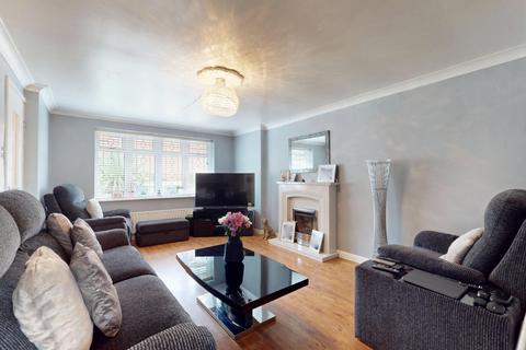 4 bedroom detached house for sale, Heron Close, Holmer Lake, Telford, Shropshire, TF3 1NS