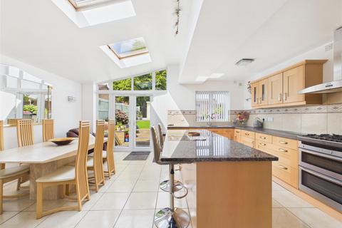 3 bedroom end of terrace house for sale, Hurst Road, Longford, Coventry *Extended*