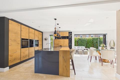 5 bedroom detached house for sale, The Square, Anlaby House Estate, Beverley Road, Anlaby, Hull, East Riding of Yorkshire, HU10 7AY