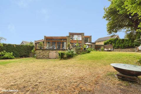 undefined, New Close Road, Shipley, BD18