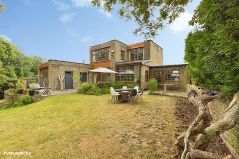 undefined, New Close Road, Shipley, BD18