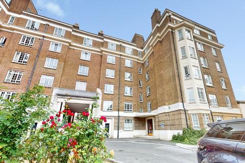 1 bedroom apartment for sale, Cambray Court