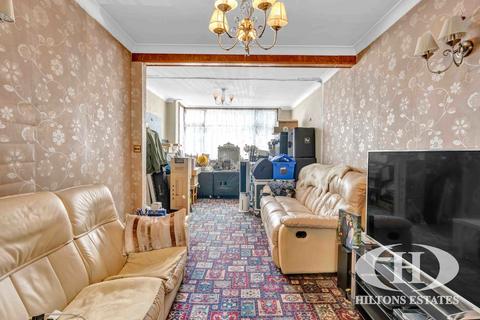 3 bedroom end of terrace house for sale, Beatrice Road, Southall
